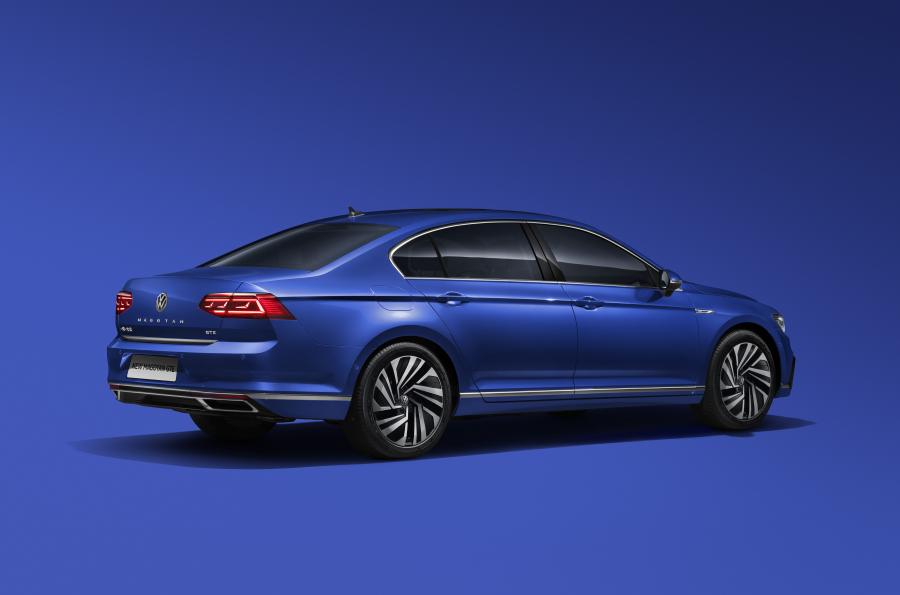  Volkswagen Magotan GTE (B8L) 2019 года  (фото 6 из 12)
